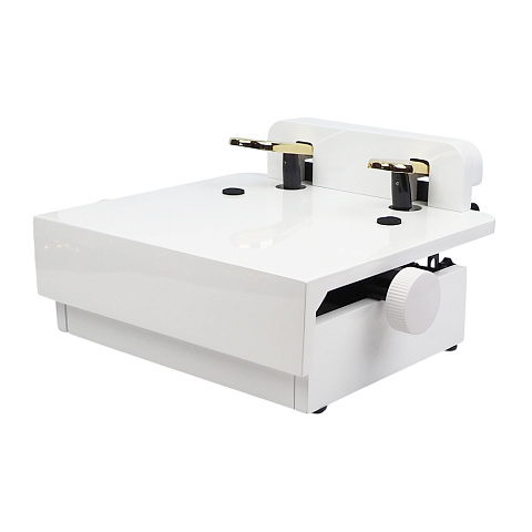 Подставка для ног пианиста с двумя дублирующими педалями Palette белая, полированная Подставка для ног пианиста с двумя дублирующими педалями Palette белая, полированная