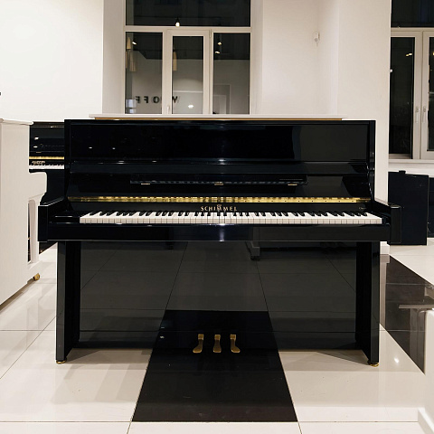 Пианино Schimmel C114 Modern Junior (BU) черное, полированное Пианино Schimmel C114 Modern Junior (BU) черное, полированное